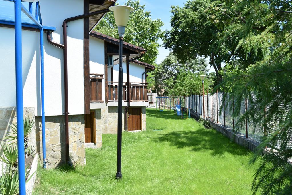 Отель Complex Fichoza Варна Экстерьер фото