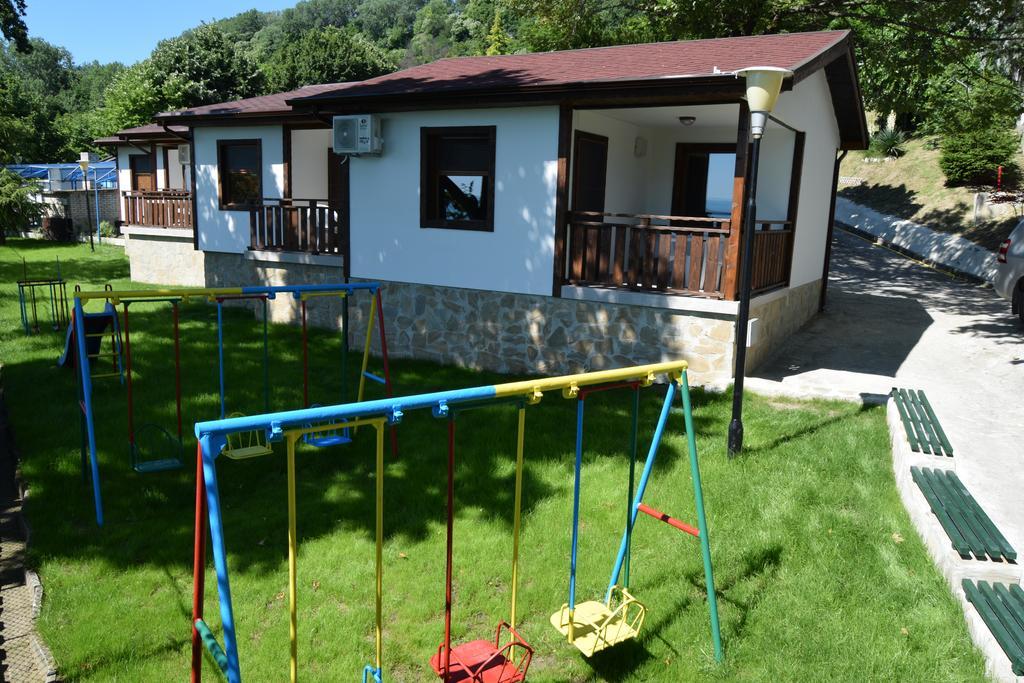 Отель Complex Fichoza Варна Экстерьер фото